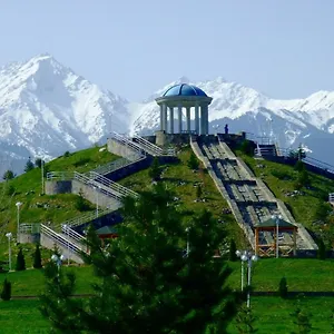 https://apartments-on-275-2.hotels-of-almaty.com